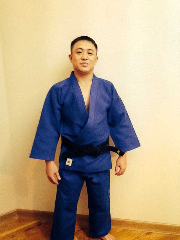 جەتپىسباەۆتىڭ جۇلدەسى ءۇشىن