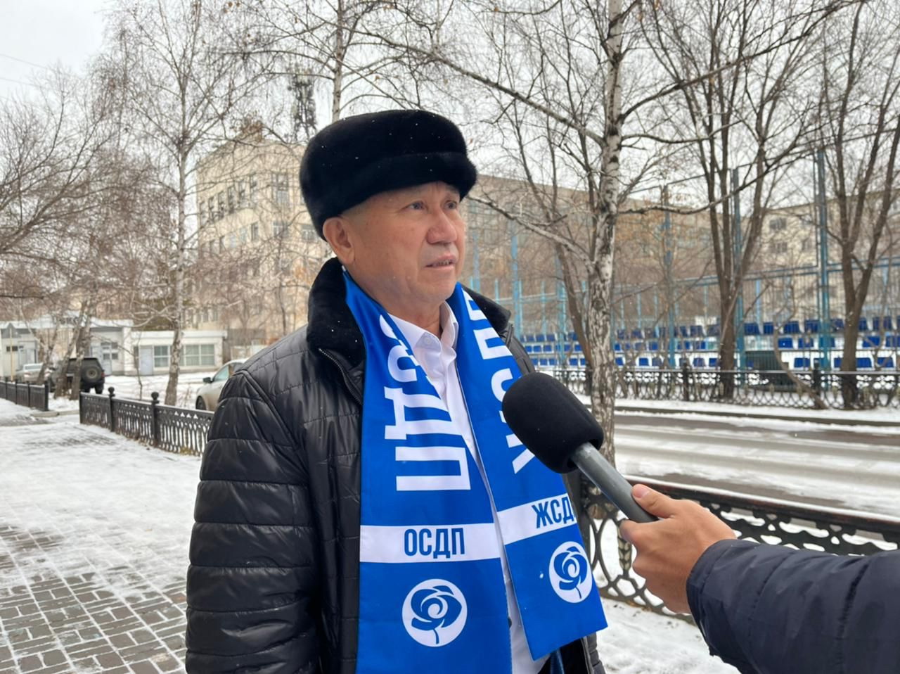 «وليگارحاتپەن كۇرەس, ساياسي رەفورما»: نۇرلان اۋەسباەۆتىڭ سايلاۋالدى ناۋقانى قالاي ءوتىپ جاتىر؟