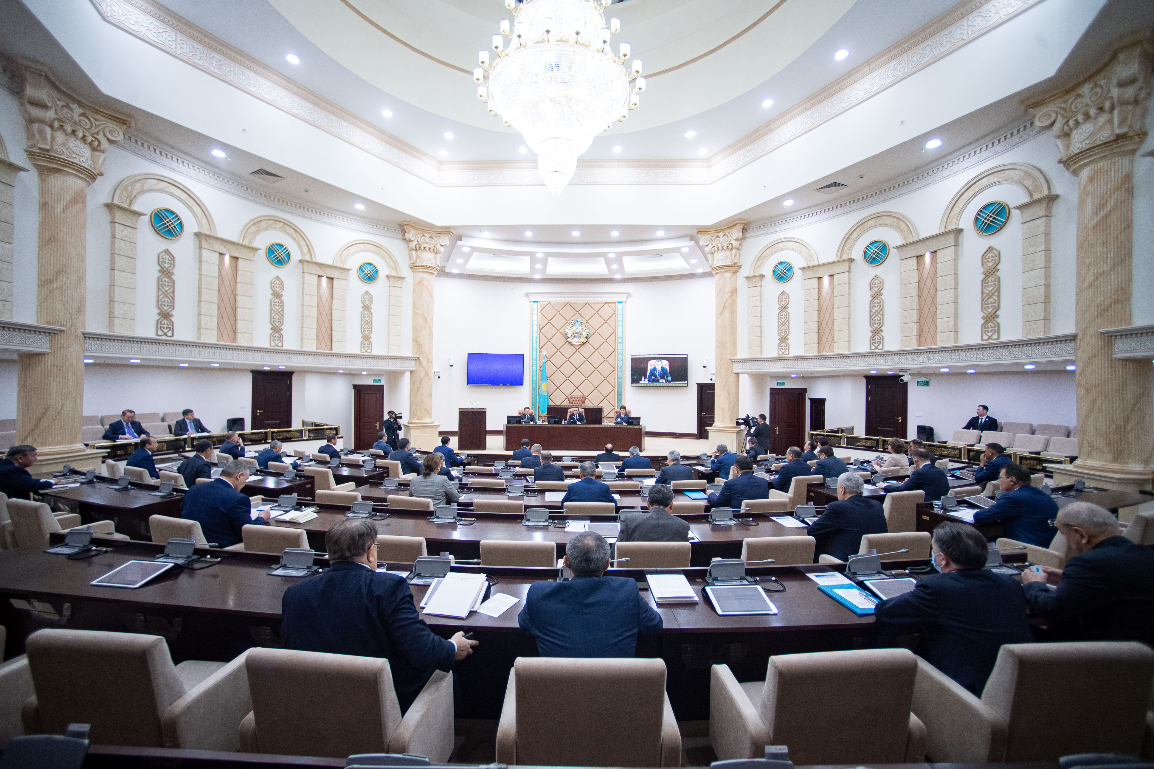 سەمەيدەگى كوپىر قۇرىلىسى اياقتالماي قالۋى مۇمكىن