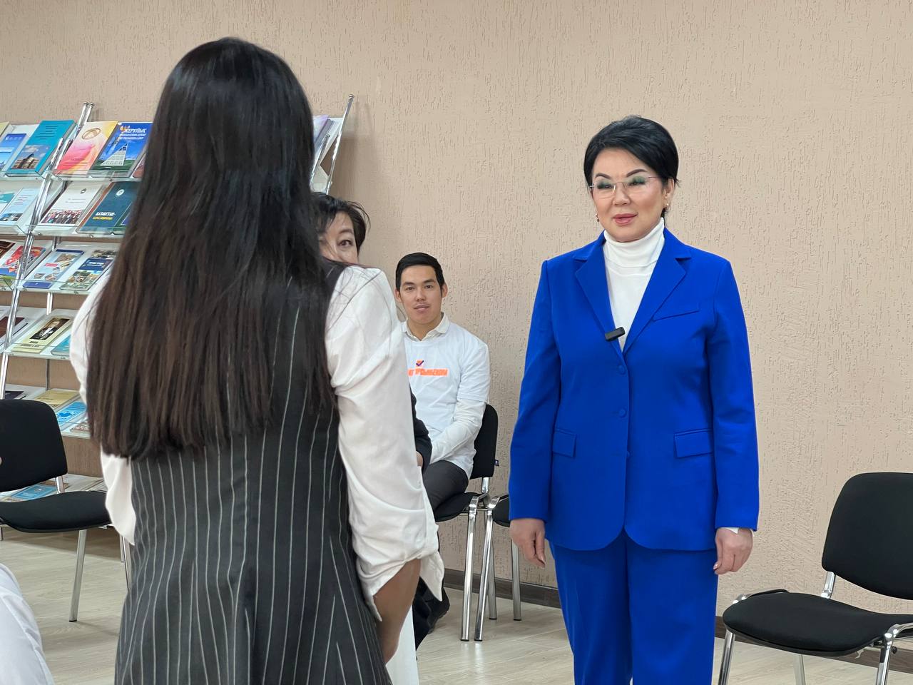 كاسىپكەر ايەلدەر قولداۋ كۇتەدى