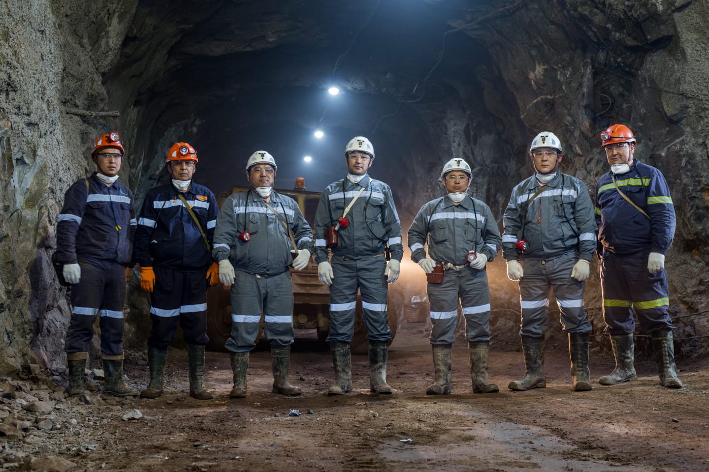 «قازاقمىس» قاسىم-جومارت توقاەۆتى جەڭىسىمەن قۇتتىقتادى