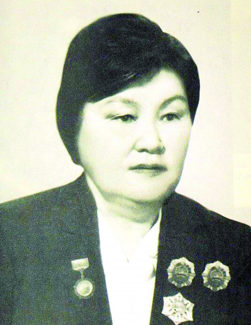 مايا مەن دەنسماا