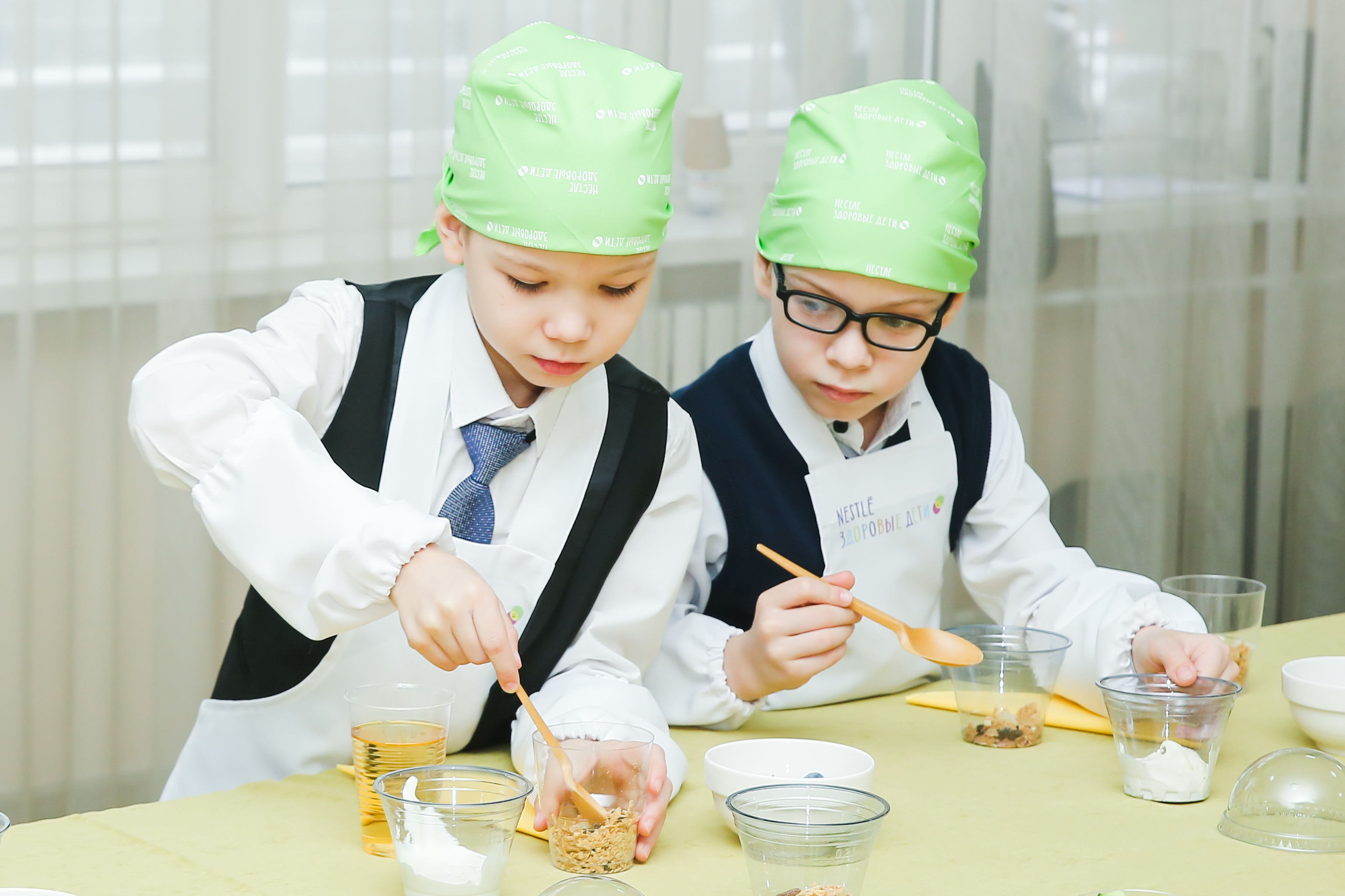 دۇرىس تاماقتانۋ الىپپەسى