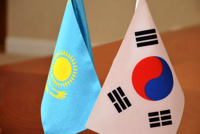 ازاتتىق اياسىنداعى قازاق-كورەي دوستىعى