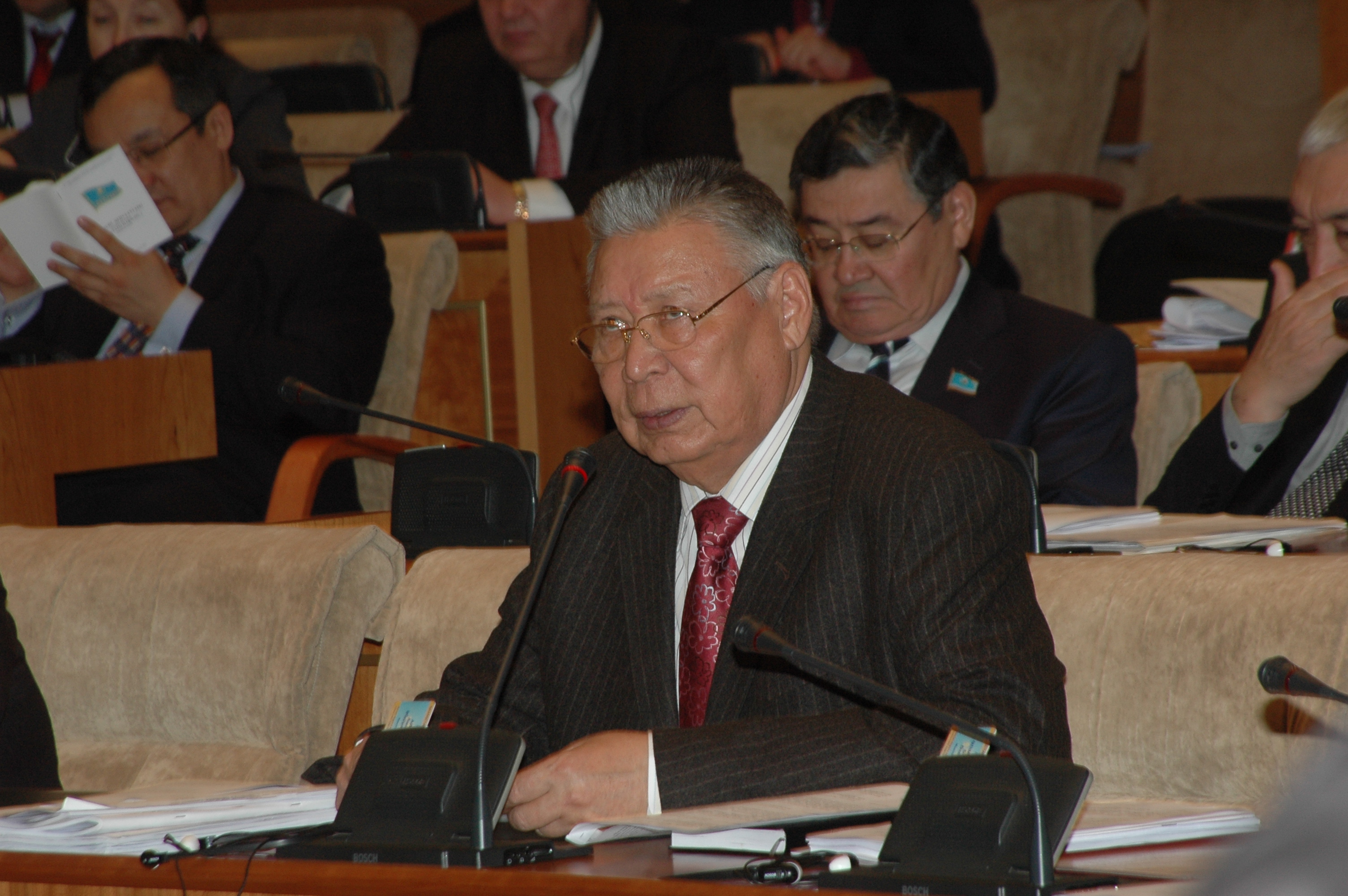 وتانشىل ازامات