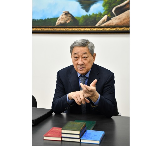 باقتىقوجا ىزمۇحامبەتوۆ: اكىم اتقارۋشى ەمەس, باستاماشى بولۋى كەرەك