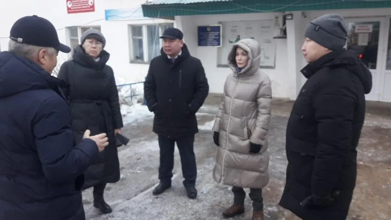 اۋدان تۇرعىندارىمەن كەزدەستى