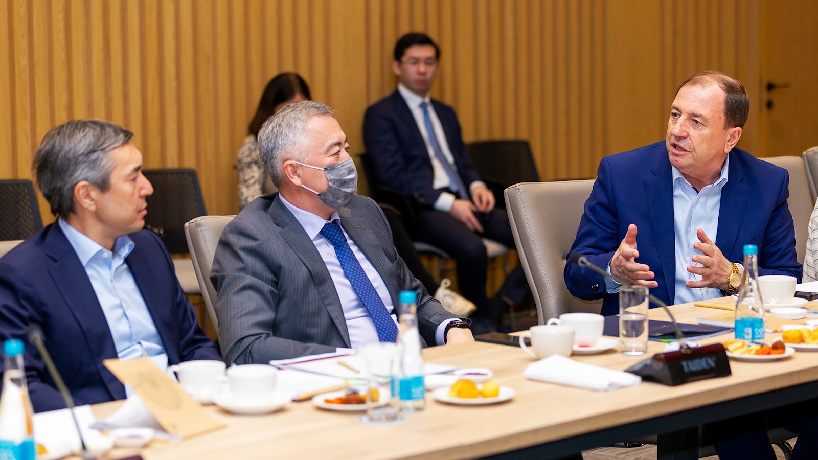 ادام ءومىرىن جەڭىلدەتۋگە  جۇمىلۋعا ءتيىس