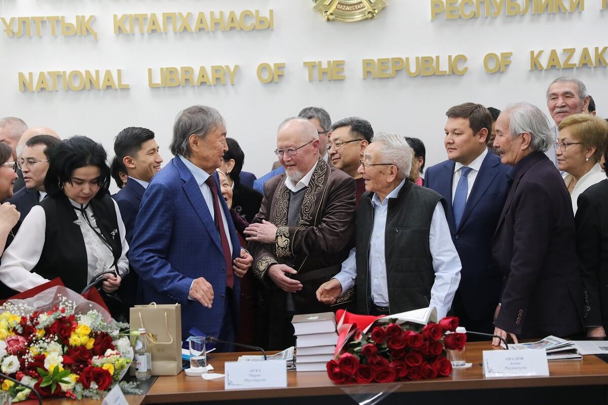 قۇندىلىقتى دارىپتەگەن كەزدەسۋ