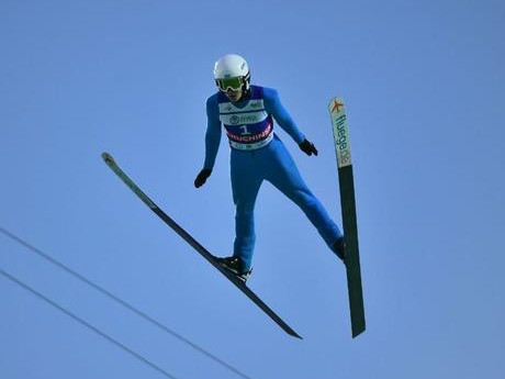 قورجىنىمىزدا – تاعى ءبىر التىن