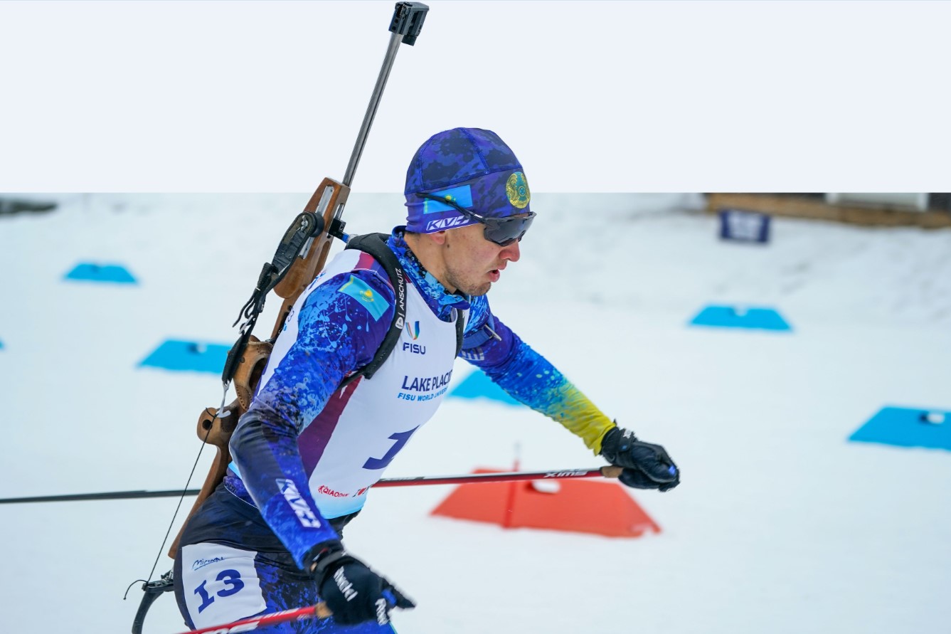 قورجىنعا ءۇشىنشى التىن ءتۇستى