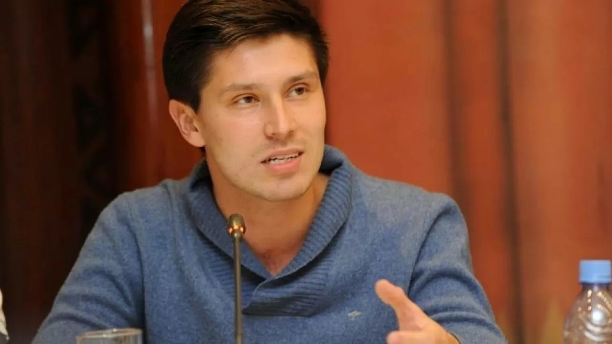 پوليتسيا راميل مۋحورياپوۆقا قاتىستى ءىستى توقتاتتى