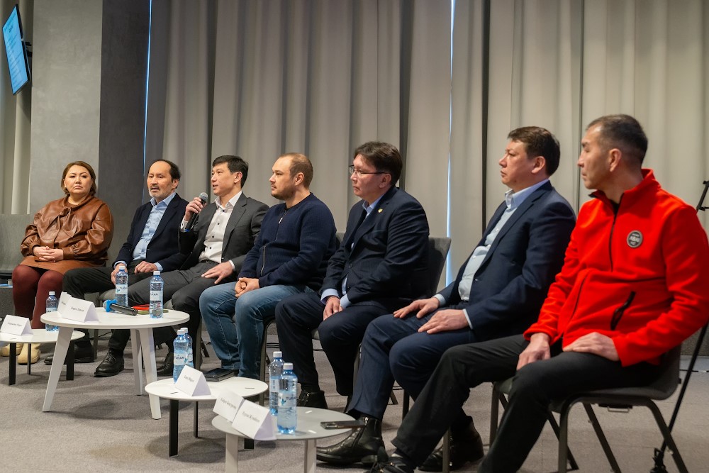 بيزنەستىڭ بيلىككە بازىناسى