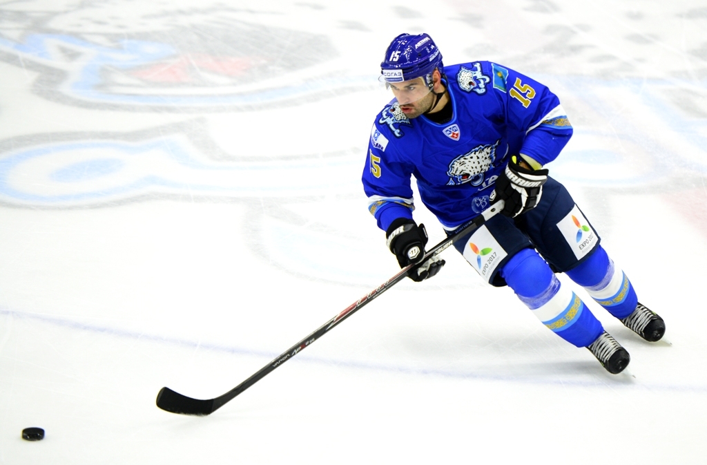 بۋلليتتەر سەرياسىندا ۇتىلدى