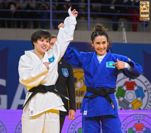 تاريحي فينال