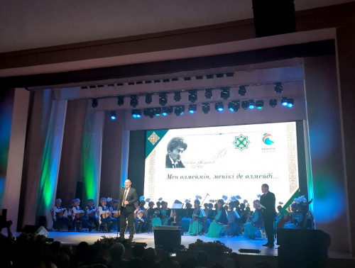 «مەن ولمەيمىن, مەنىكى دە ولمەيدى...»