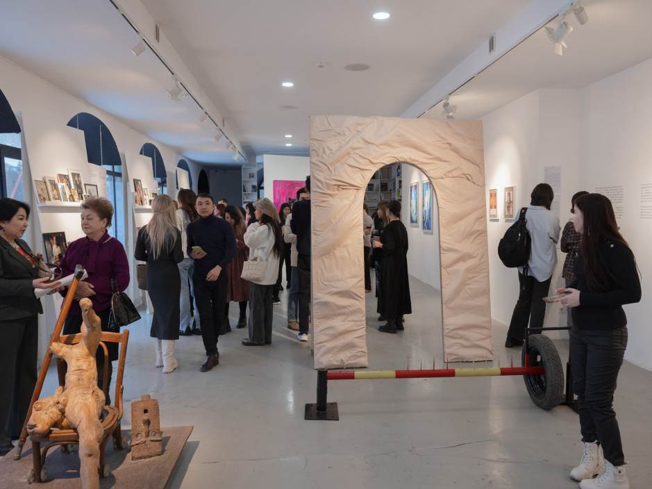 استانادا ونكولوگيالىق اۋرۋلاردى جەڭۋ تاريحى بار سۋرەتتەر كورسەتىلىپ جاتىر