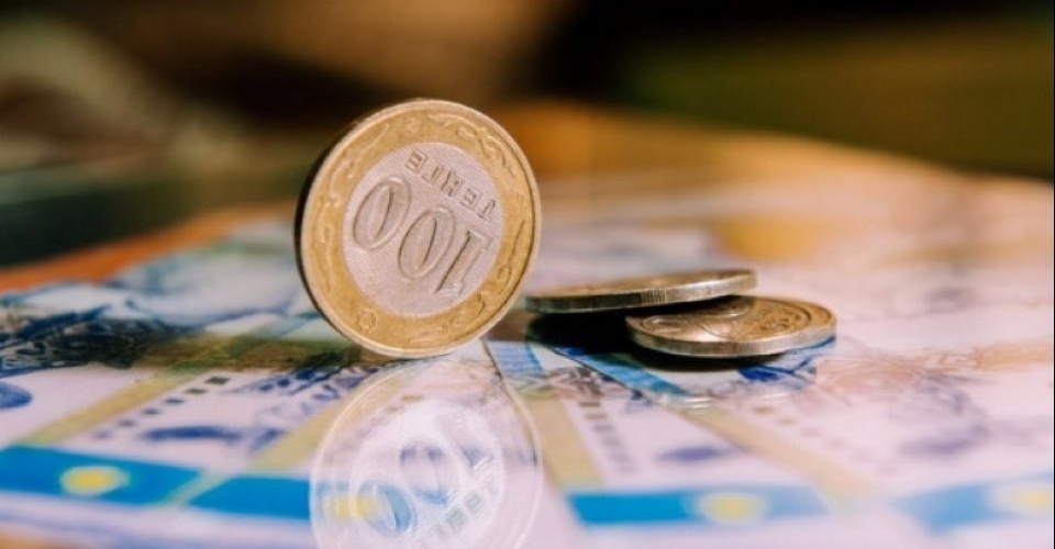 جۇمىسسىز قالعان ازاماتتارعا جاردەماقى قالاي تولەنەدى؟