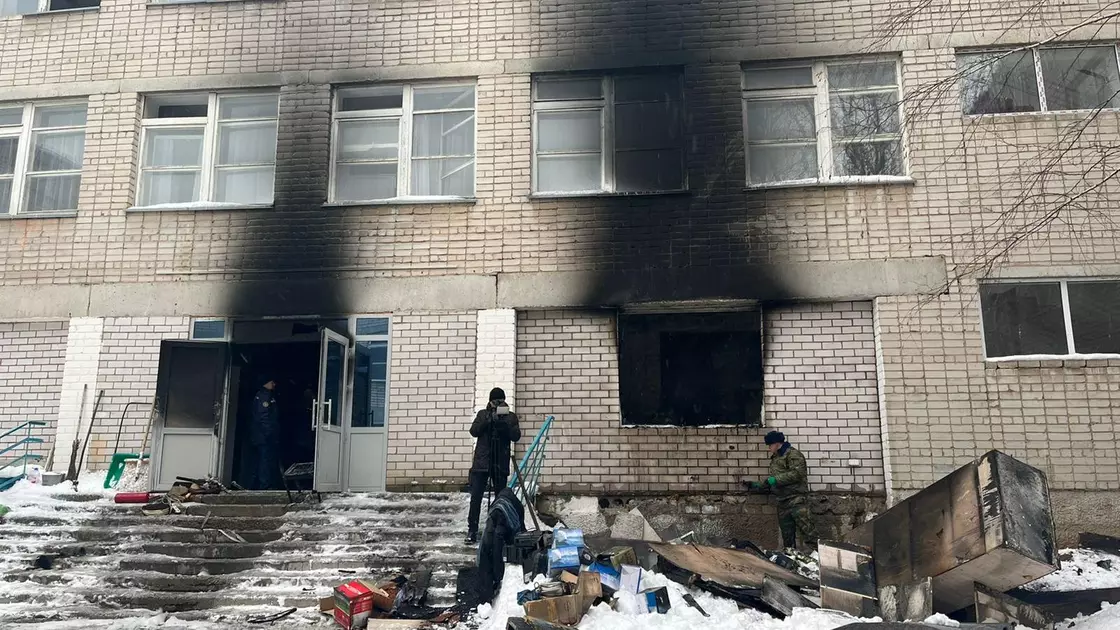 اقتوبەدە مەكتەپ ورتەنىپ, وقۋشىلار قاۋىپسىز جەرگە شىعارىلدى