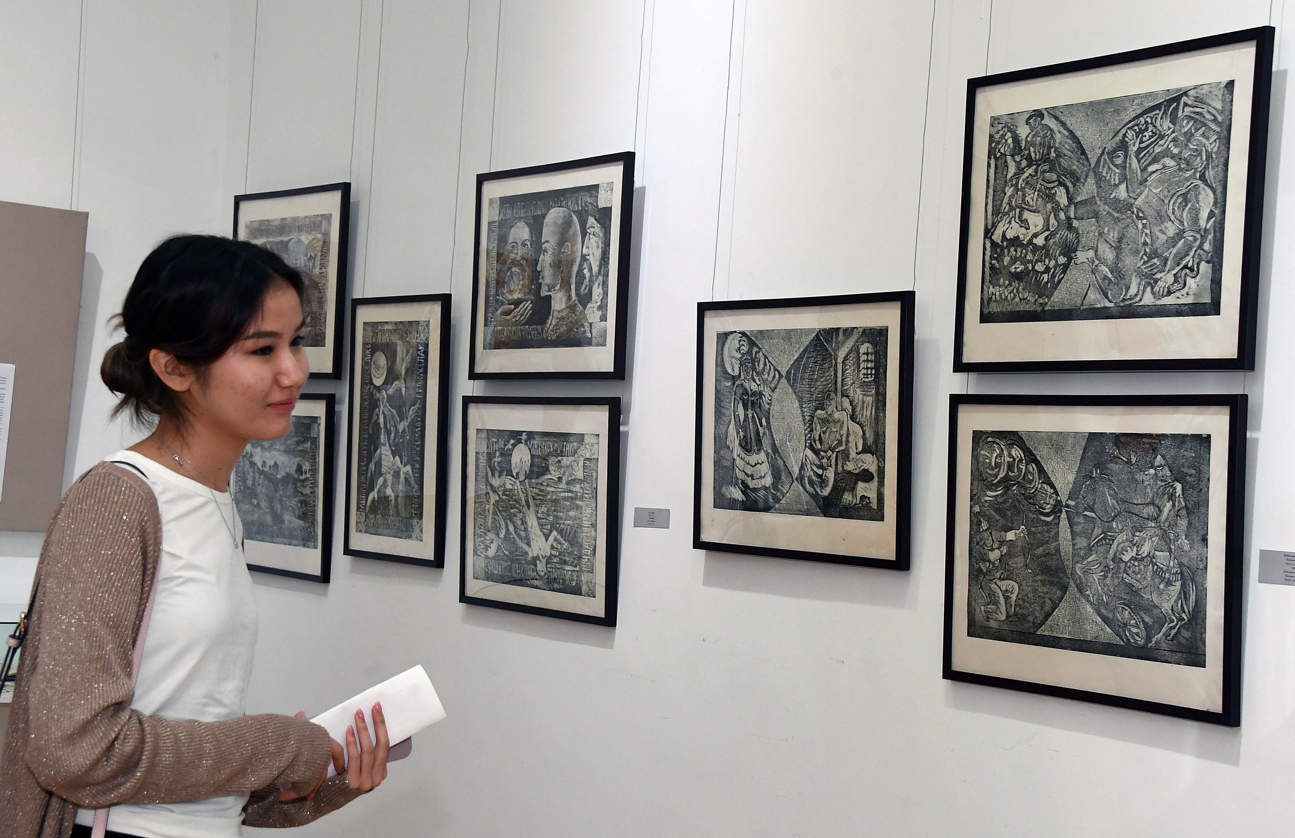 جىر-داستاندارعا جان بىتىرگەن