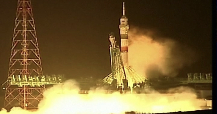 عارىشكەرلەردى جەرگە قايتارۋ ءۇشىن ۇشقىشسىز كاپسۋلا ۇشىرىلدى