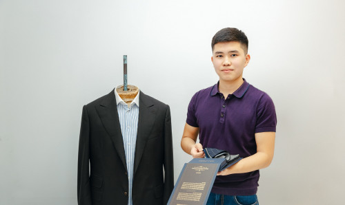 تالابىمەن تانىلعان تىگىنشى