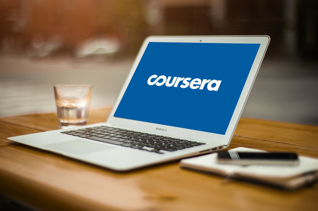 پاۆلودارلىق ستۋدەنت «Coursera – قازاق تىلىندە»  جوباسىنىڭ العاشقى سەرتيفيكاتىن الدى