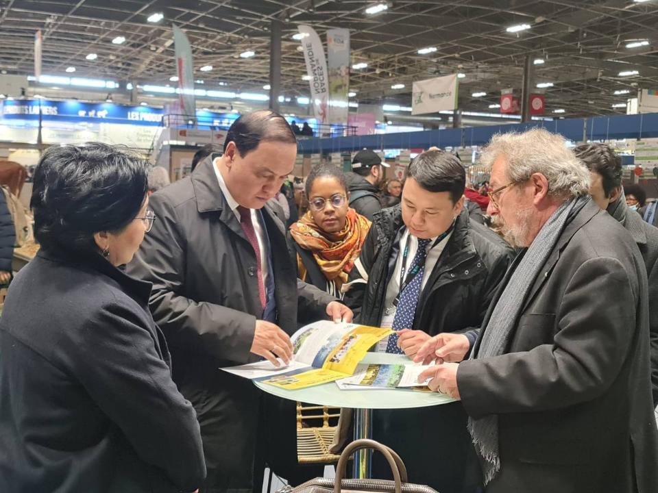 ەربول قاراشوكەەۆ فرانتسياعا جۇمىس ساپارىمەن باردى