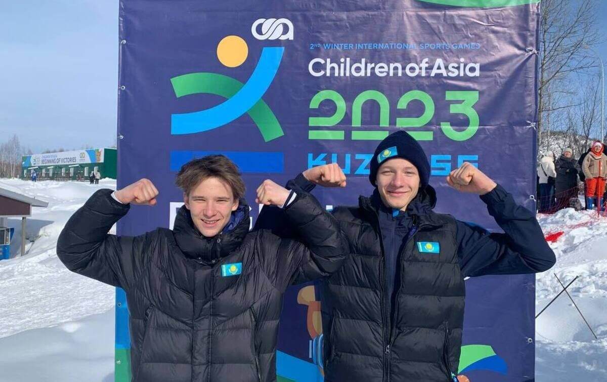 ەكى جۇلدەمەن تولىقتى