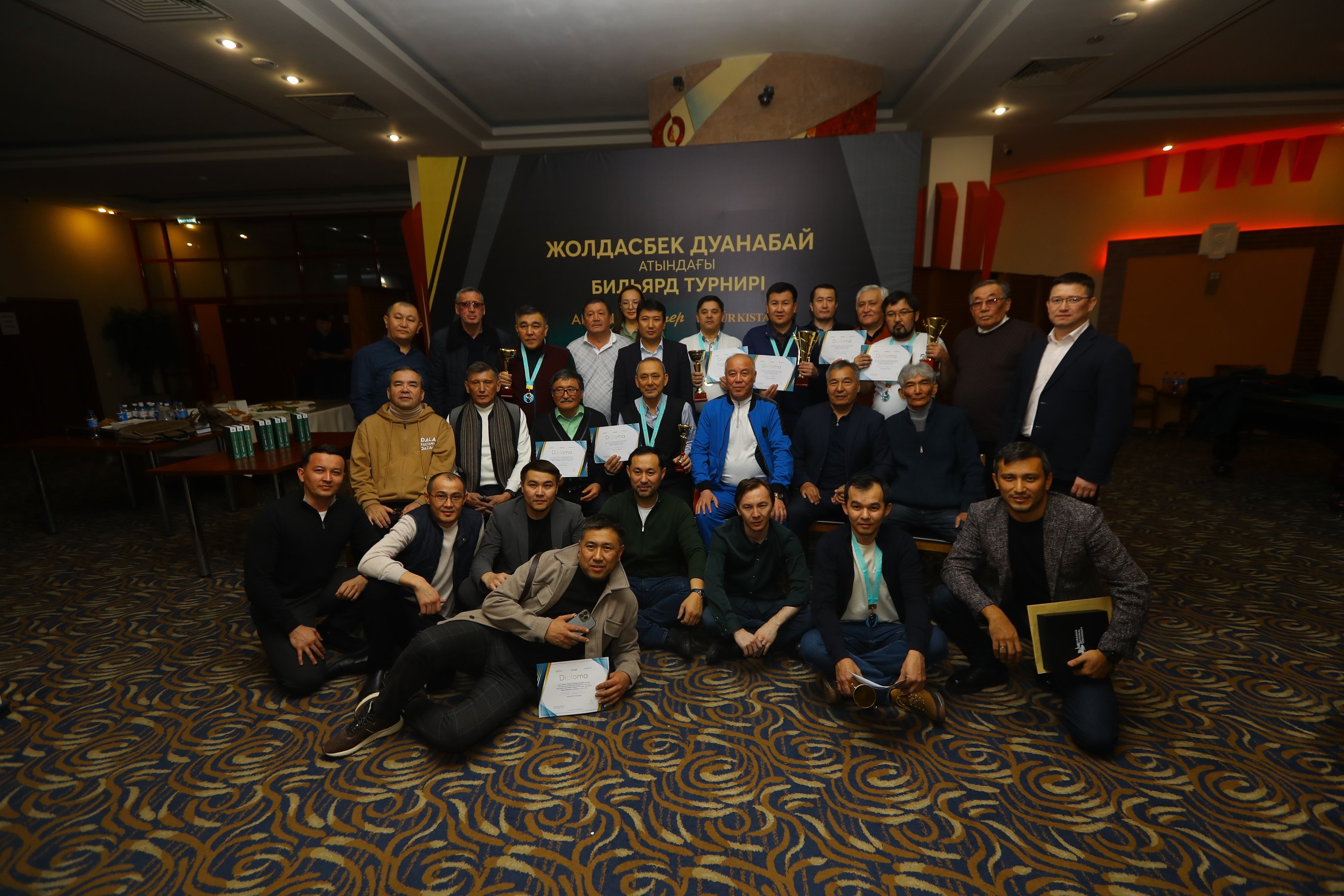 باق قىزمەتكەرلەرى اراسىندا ءداستۇرلى بيليارد ءتۋرنيرى ءوتتى