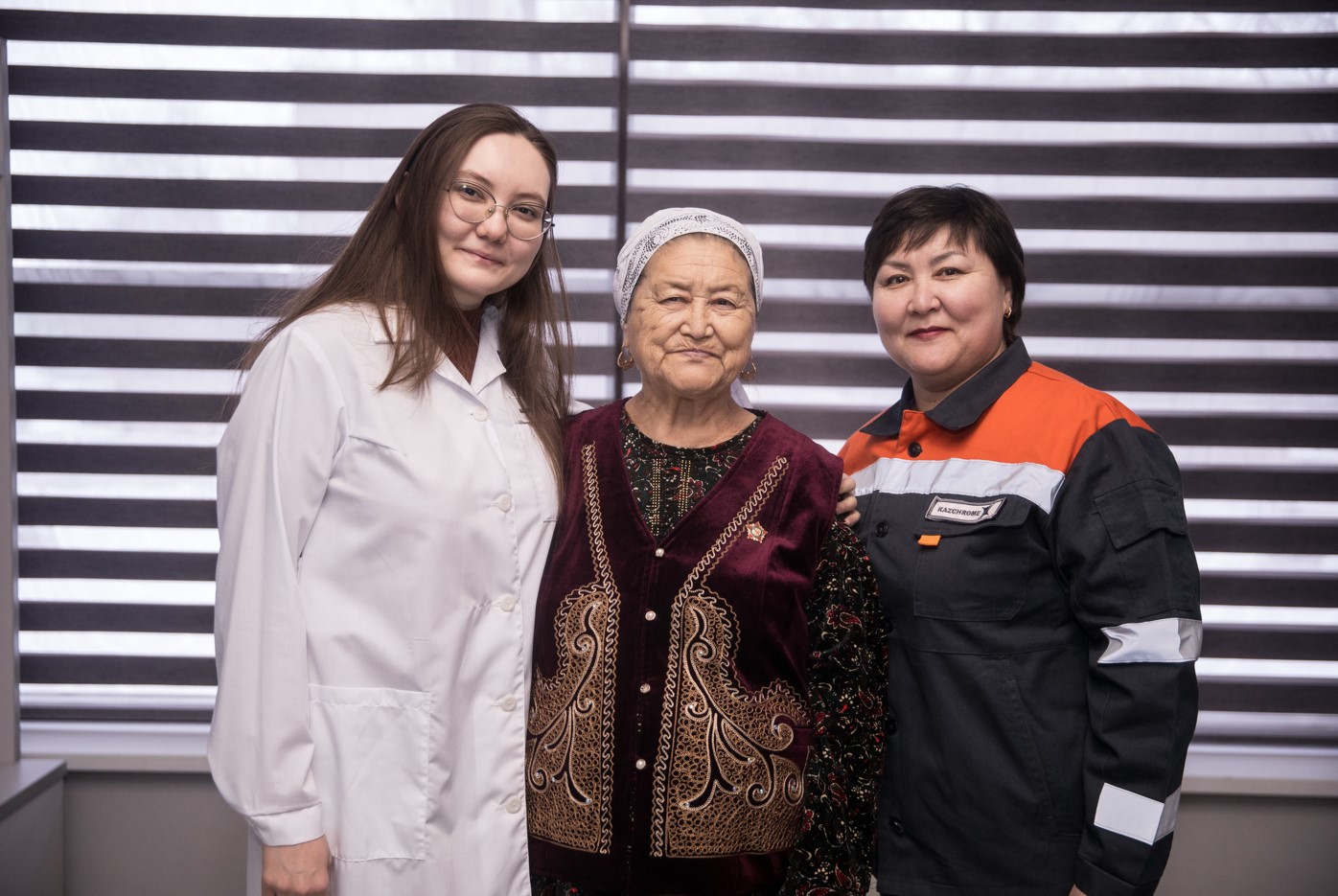 وندىرىستەگى ءۇش بۋىننىڭ وكىلى