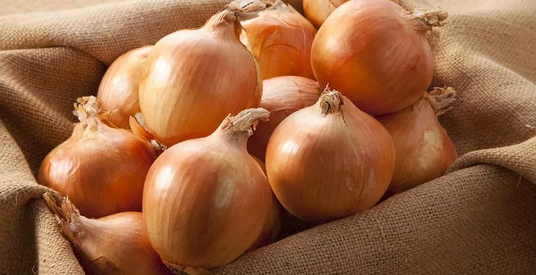 پياز ەكسپورتىنا سالىنعان تىيىم ازىرگە جويىلمايدى