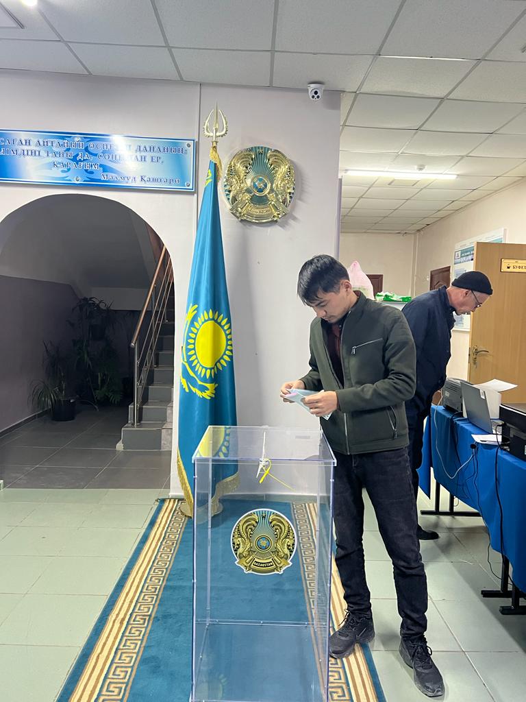 جاڭاوزەندىك كاسىپكەر ءبىرىنشى بولىپ داۋىس بەردى