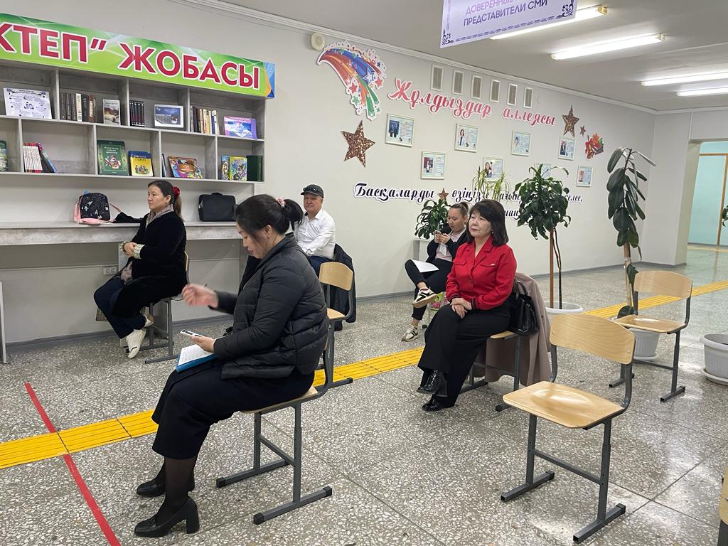 داۋىس بەرۋشىلەر قاتارى ارتىپ كەلەدى