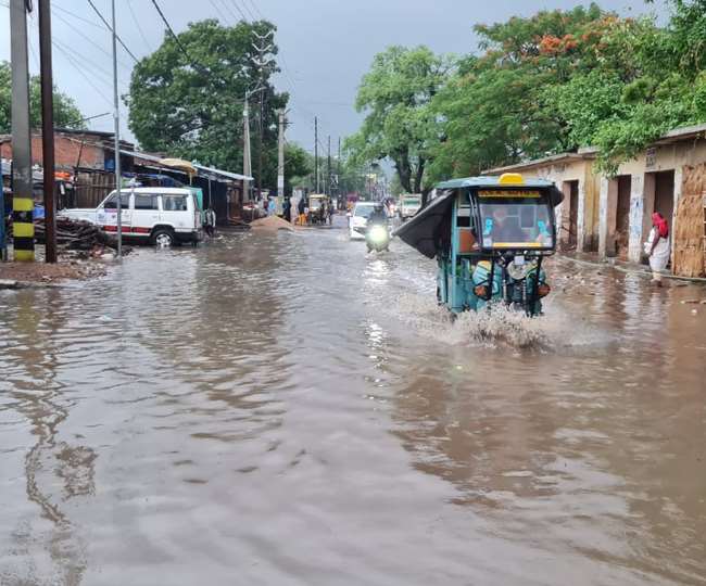 پاكىستاندا سۋ تاسقىنىنان 10 ادام كوز جۇمدى