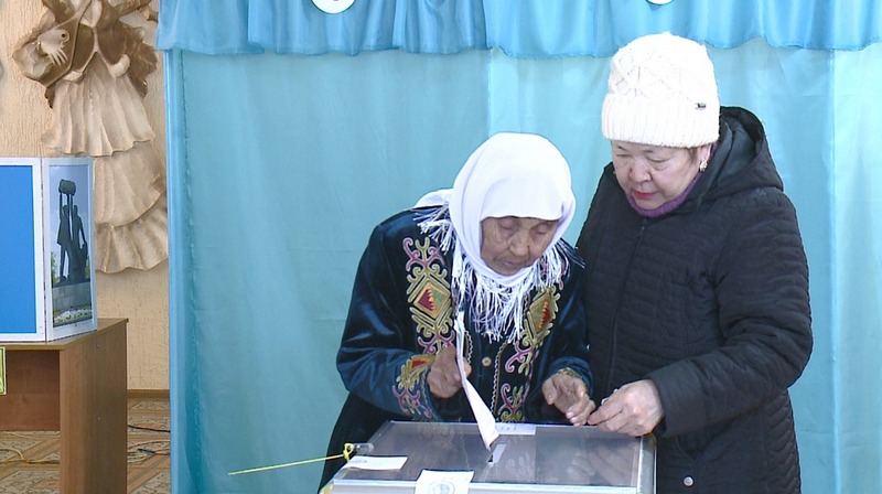 كارى دە, جاس تا قالىس قالمادى