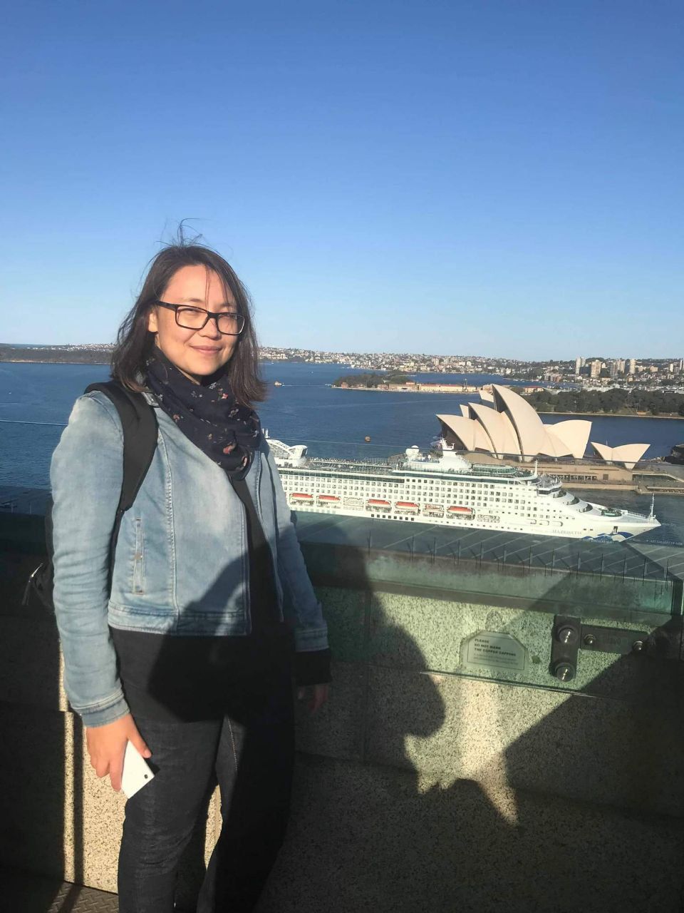 عىلىمعا ۇلەس قوسىپ جۇرگەن قازاق قىزى