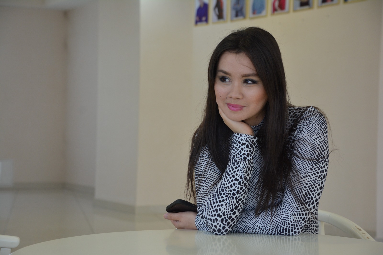 الماجاي تورەمۇرات: «تەاترعا كەلسە ەكەن دەگەن ادامداردىڭ كاتەگورياسى كەلمەيدى»