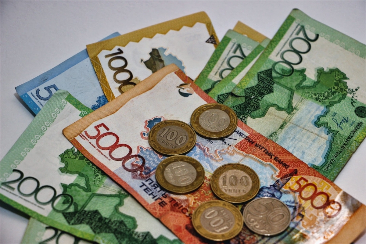 قازاقستاندا ەڭ تومەنگى جالاقى جاڭا ادىستەمە بويىنشا انىقتالادى