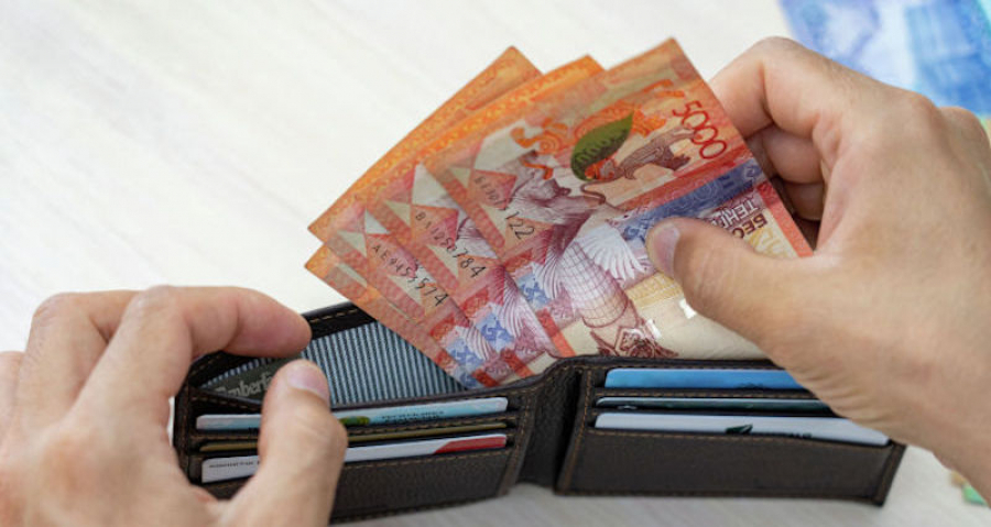 60 مىڭ تەڭگە: مادەنيەت قىزمەتكەرلەرىنىڭ جالاقىسىن كوتەرۋ ۇسىنىلدى