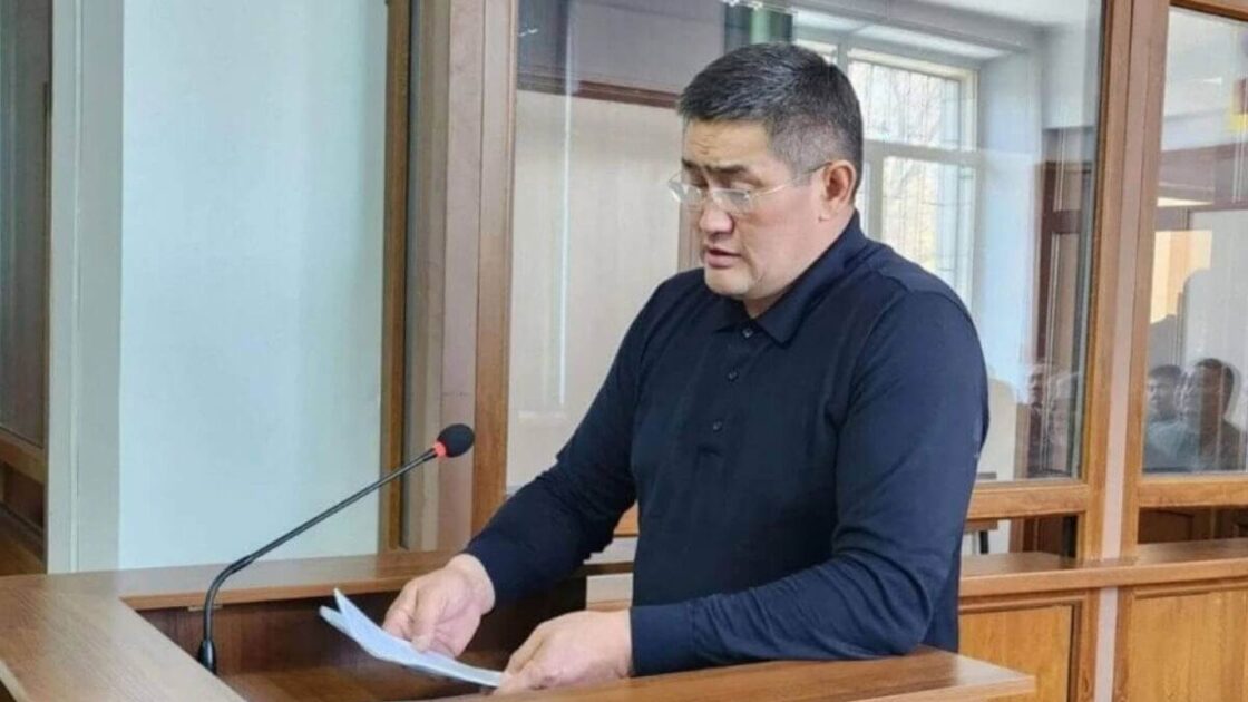 سەرىك كۇدەباەۆتىڭ شەكارادان قالاي زاڭسىز وتكەنى انىقتالىپ جاتىر