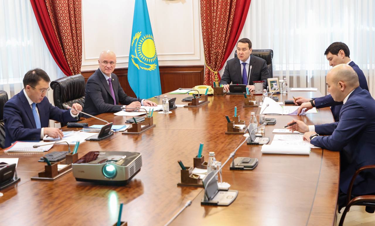 مەملەكەت پەن بيزنەس مۇددەلەرىنىڭ بالانسىن ساقتاۋ قاجەت - سمايىلوۆ