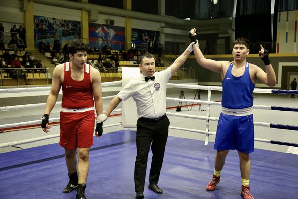 بەكزاتتىڭ ءىزباسارلارى باق سىناستى