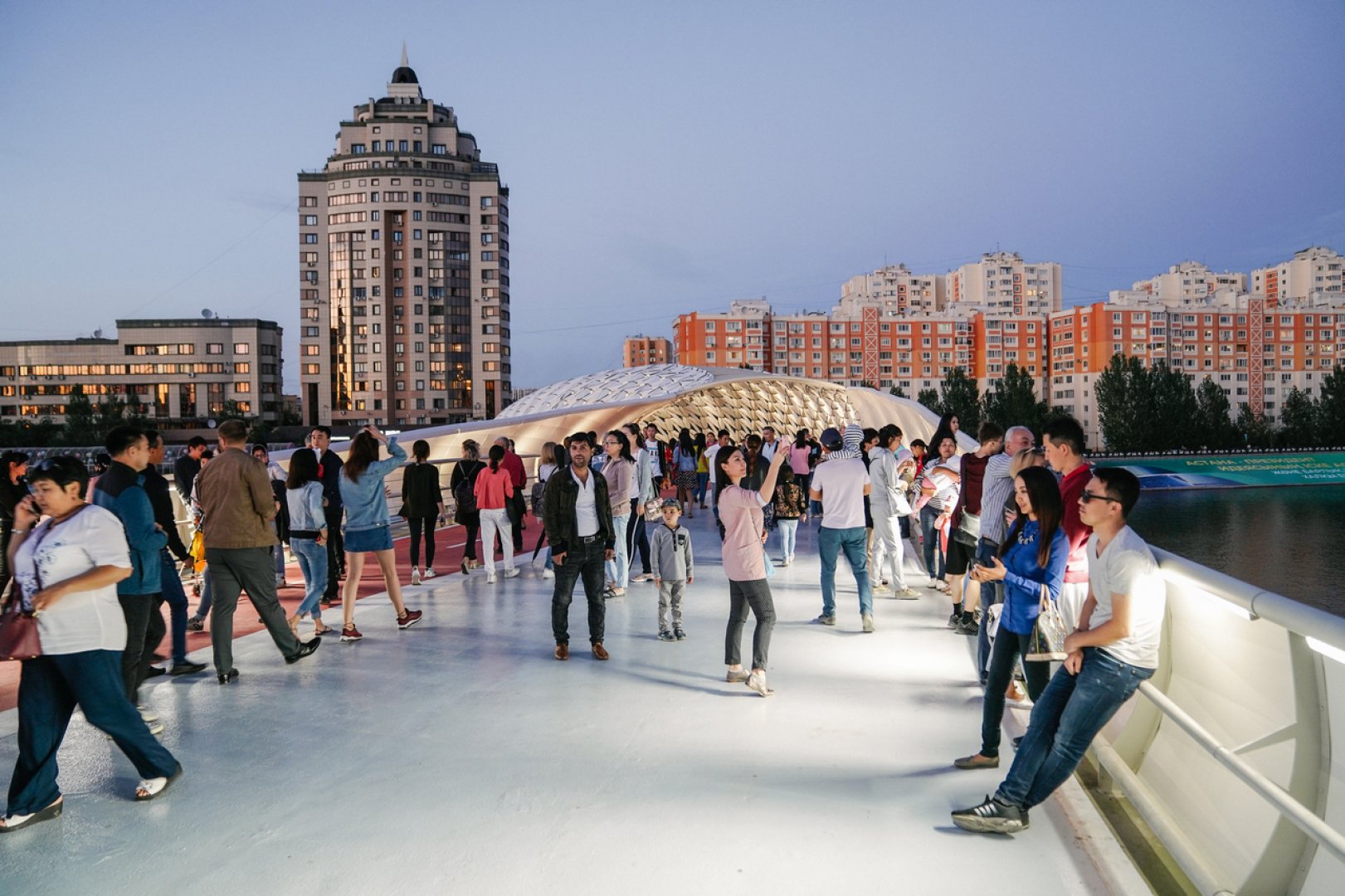 قازاقستاندىقتار مامىردا نەشە كۇن دەمالادى؟