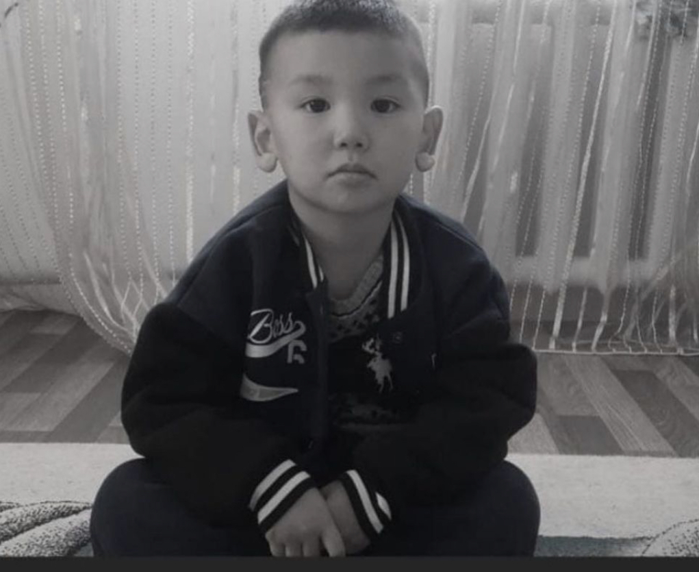 اقمولا وبلىسىندا ءىز-ءتۇزسىز جوعالعان 4 جاسار بالانىڭ ءمايىتى تابىلدى