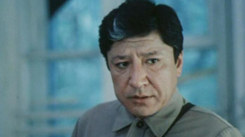 وزبەكستاننىڭ حالىق ءارتىسى مۋراد رادجابوۆ قايتىس بولدى