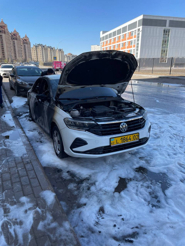 استانادا مەكتەپ ماڭىندا كولىك ورتەنىپ كەتتى