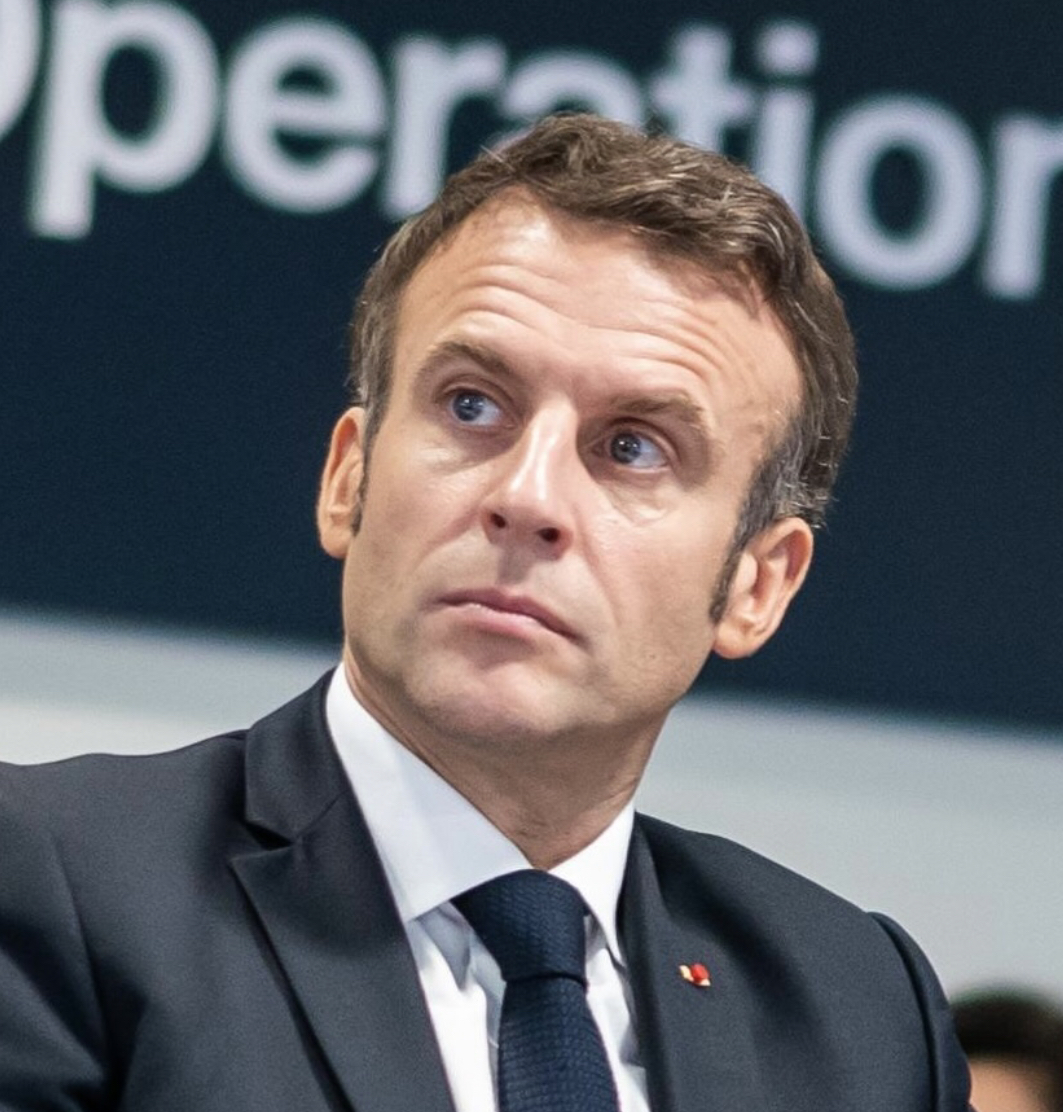 فرانتسيا پرەزيدەنتى شەتەلدە دە سىنعا الىندى