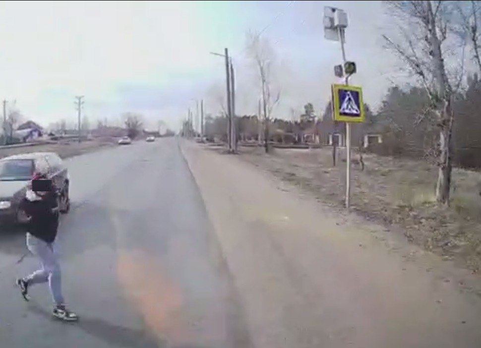 پەتروپاۆلدا اۆتوبۋس جاياۋ جۇرگىنشىنى قاعىپ كەتتى