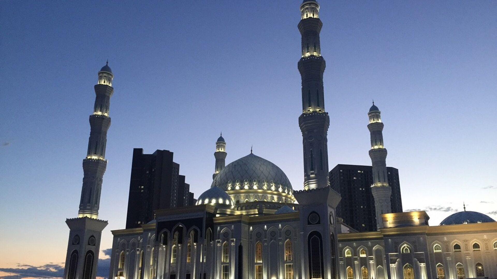 باس ءمۇفتي قادىر ءتۇنىن قالاي وتكىزۋ كەرەكتىگىن ايتتى